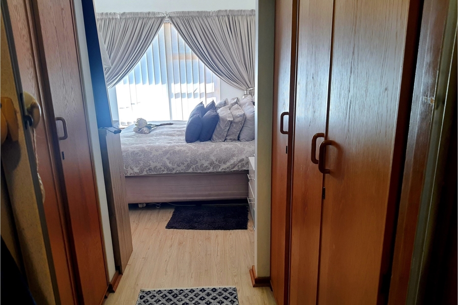 3 Bedroom Property for Sale in Mossel Bay Central Western Cape